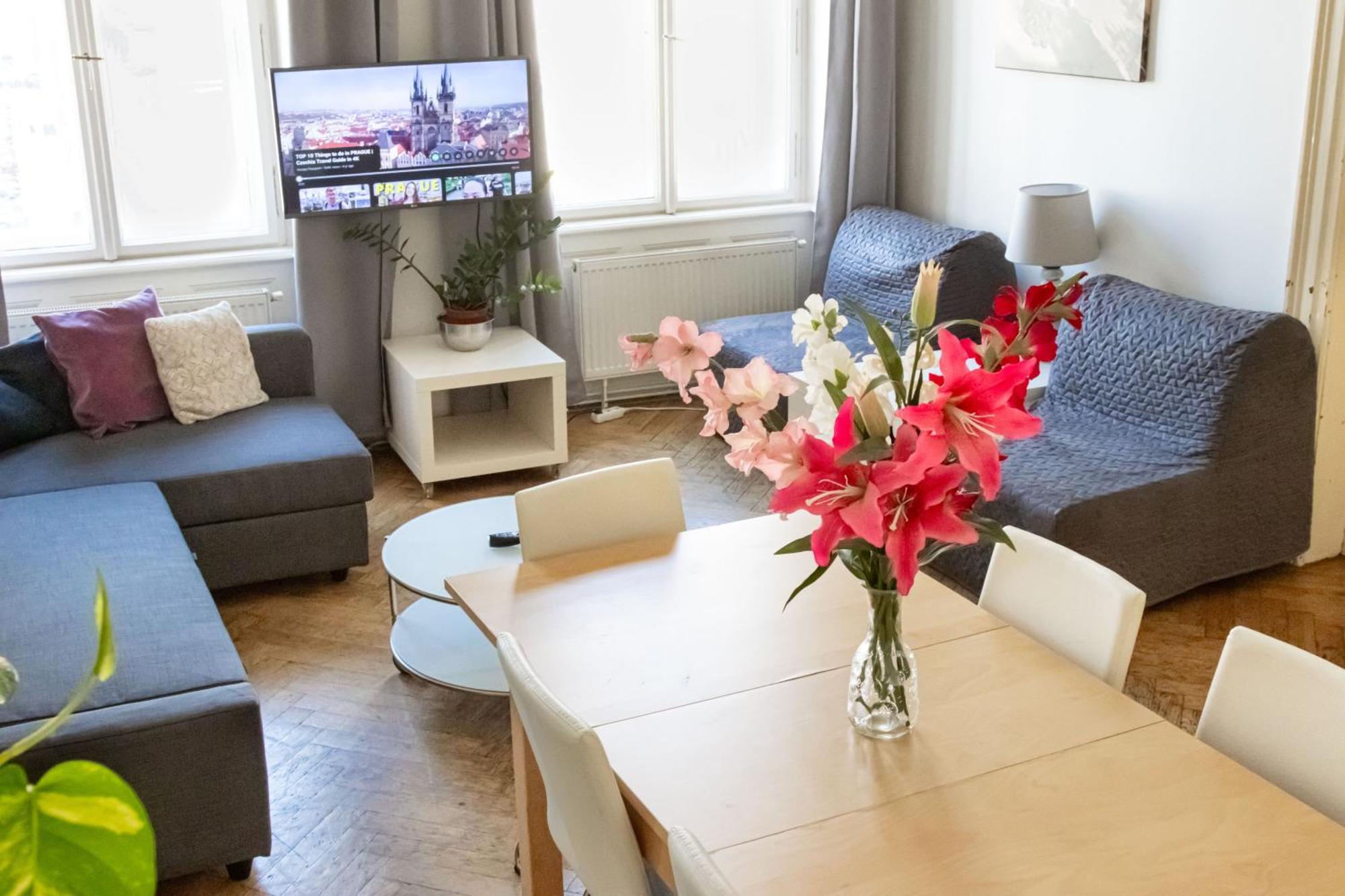 Apartments In Mala Strana - 10 Minutes From Charles Bridge Prága Kültér fotó